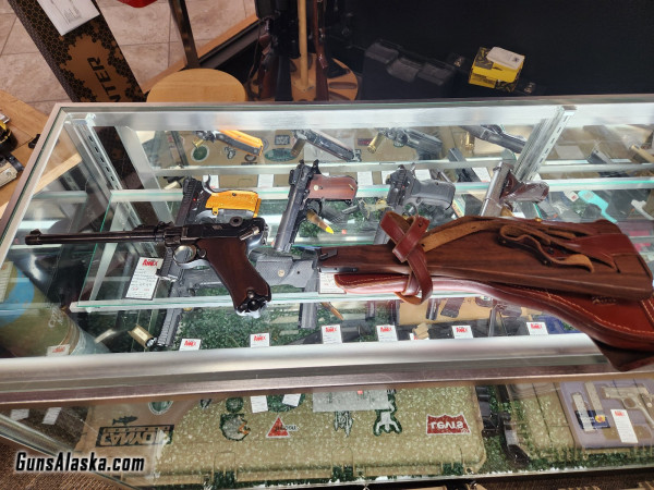 Artillery Luger P08 9mm with stock/rig $9,500