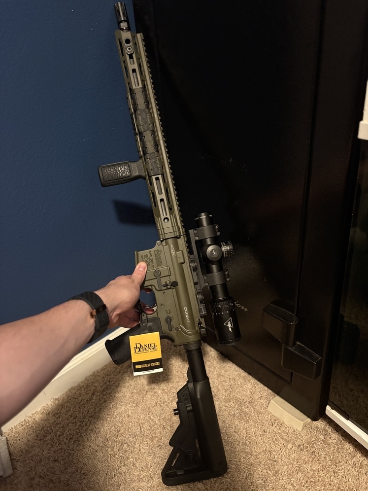 Daniel Defense M4V7 5.56mm - AR-15 Rifles for Sale in Alaska