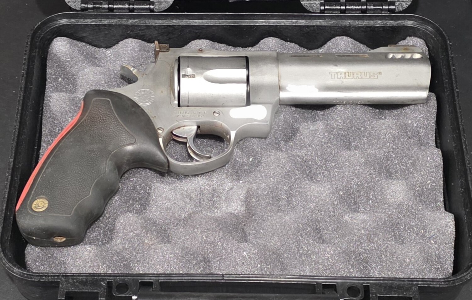 Taurus Raging Bull .454 Casull - Semi-Auto Pistols for Sale in Alaska