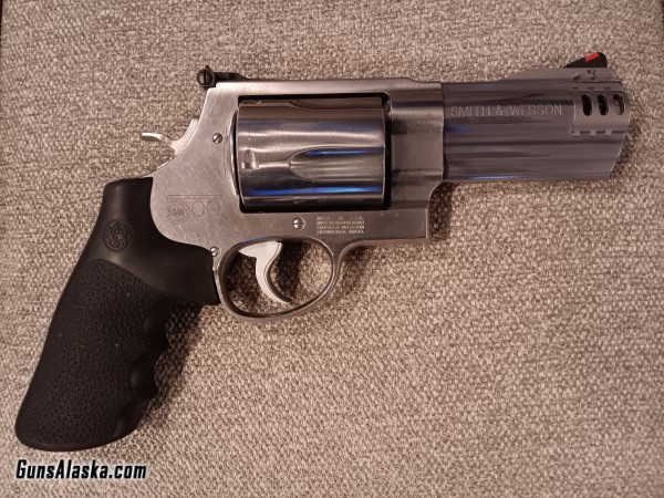Smith & Wesson 500 4in Barrel Pistol